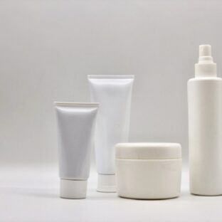 メンズ用スキンケアってどう選ぶ？アイテムごとのやり方をご紹介！